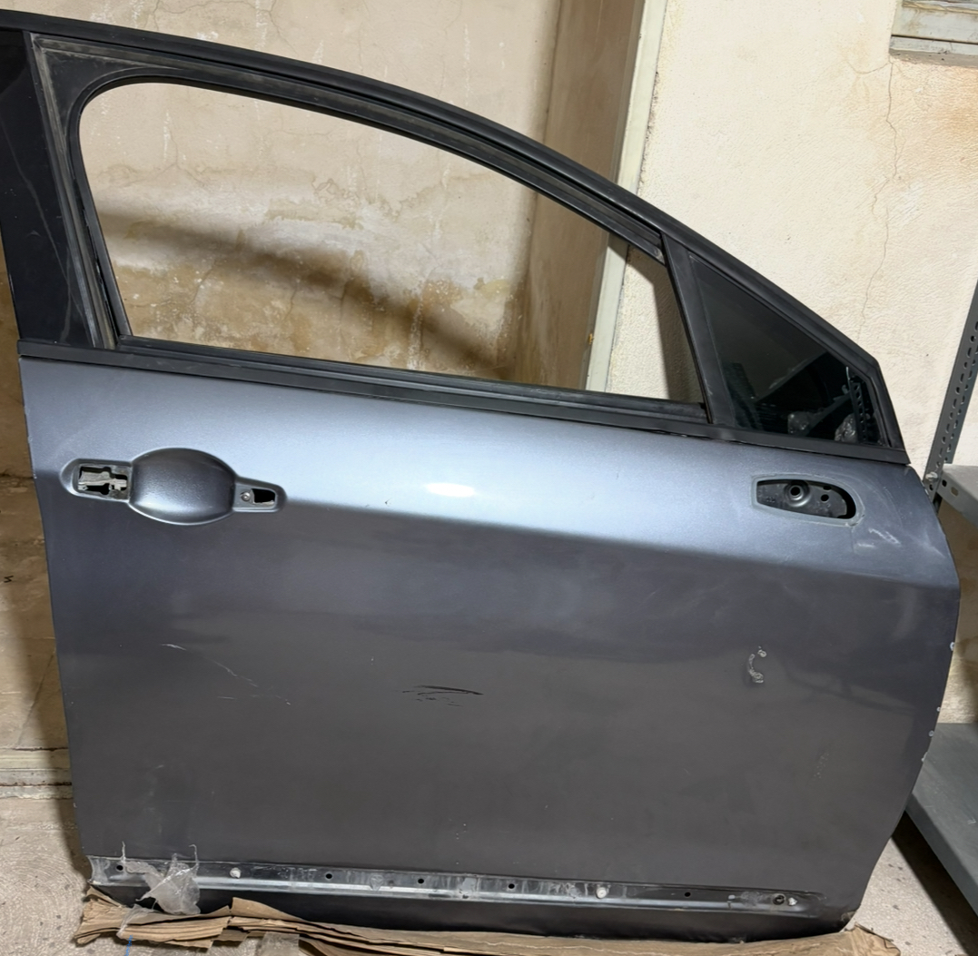 زه دور درب سیتروئن C5